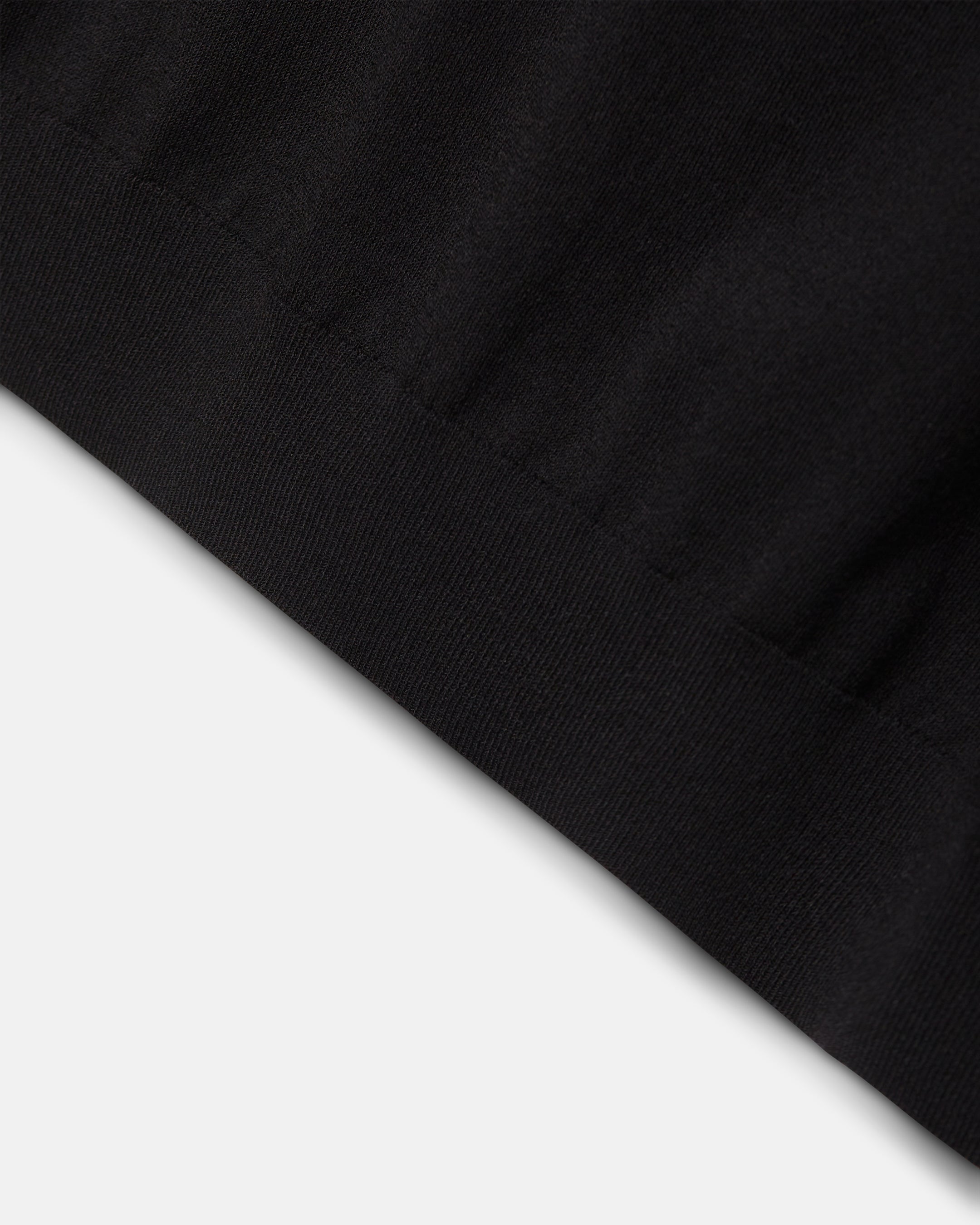 LION SILK - BLACK