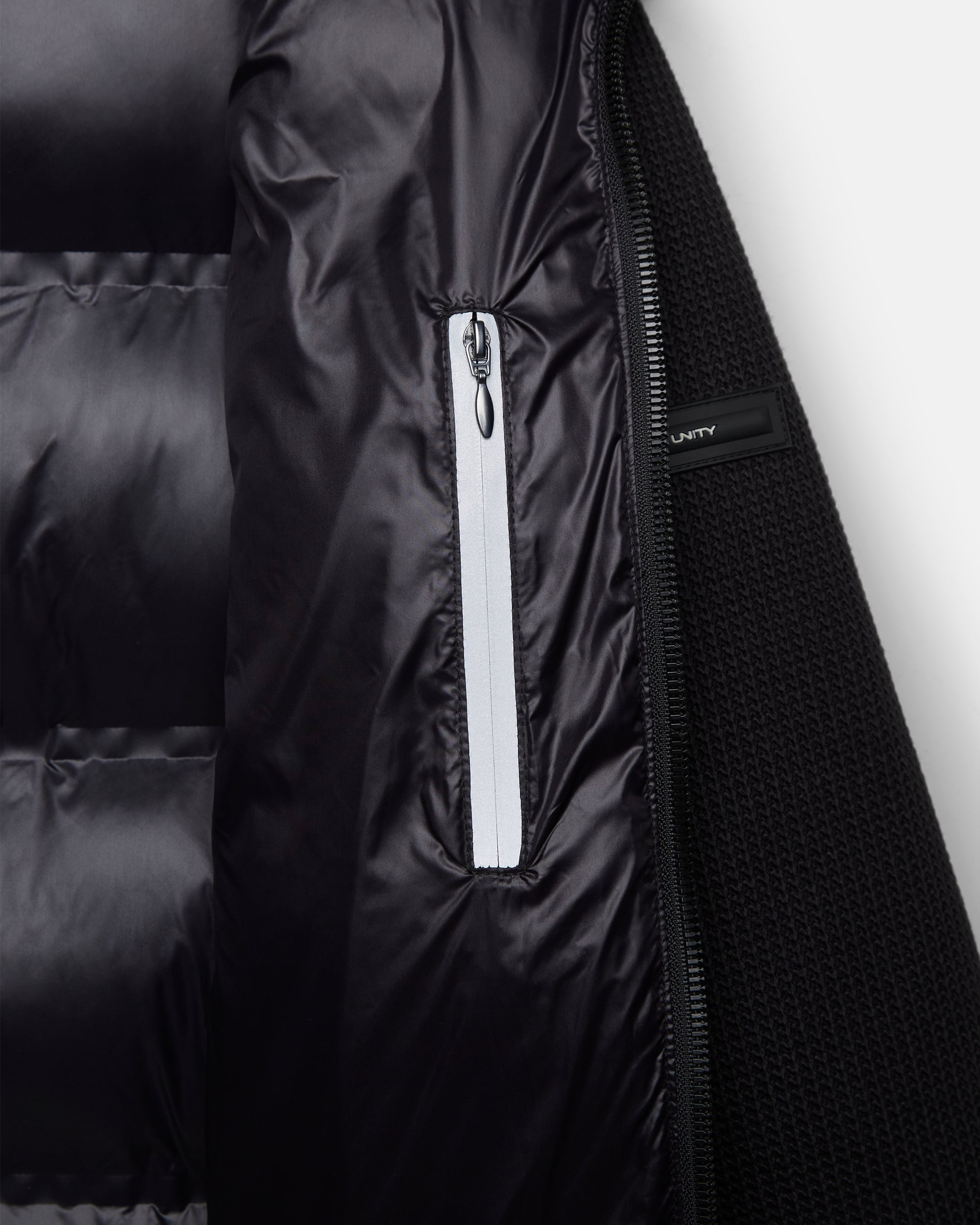PLUS - BLACK