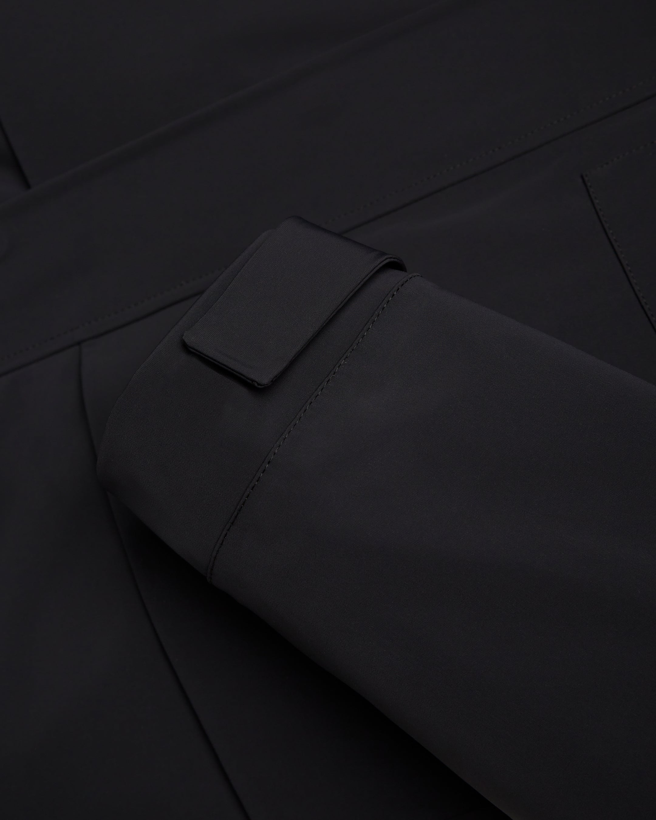 MADEIRA - BLACK