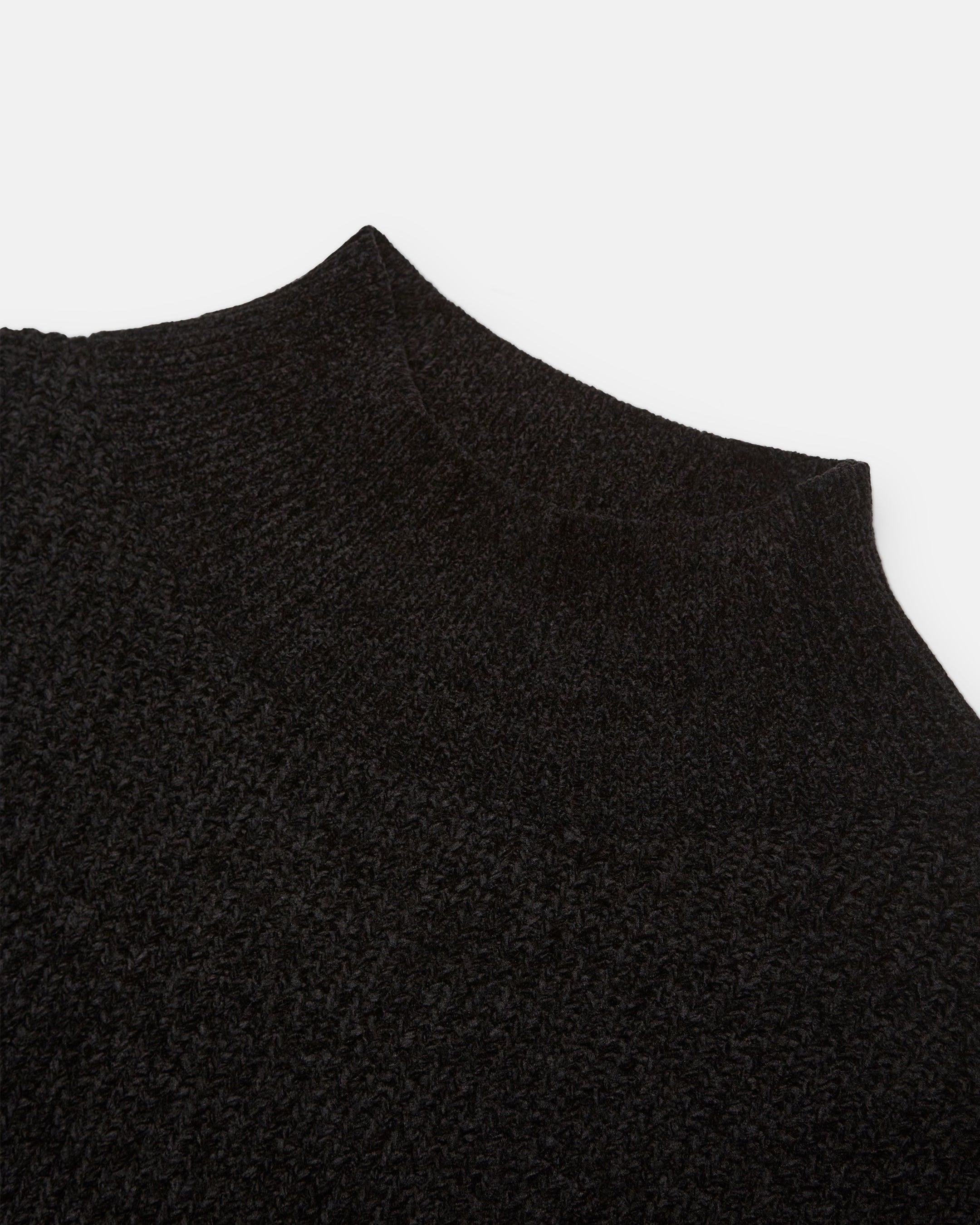 LILY -  BLACK