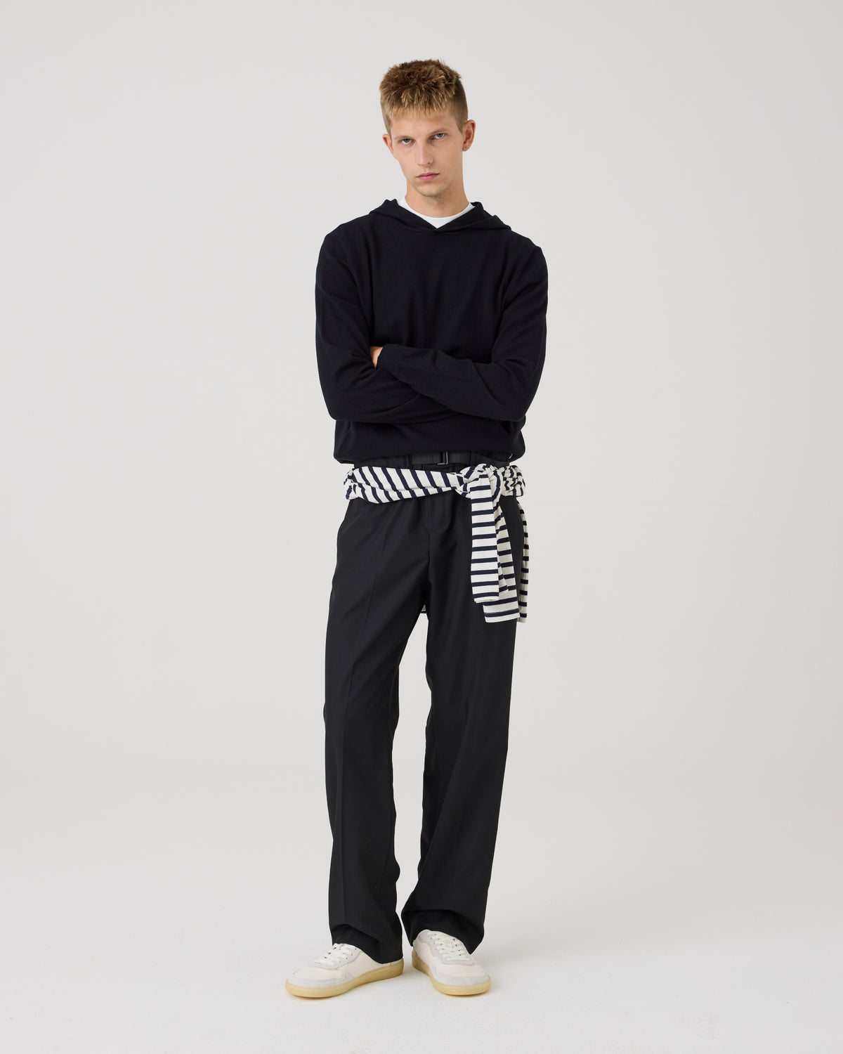 ROOTS WOOL -  BLACK