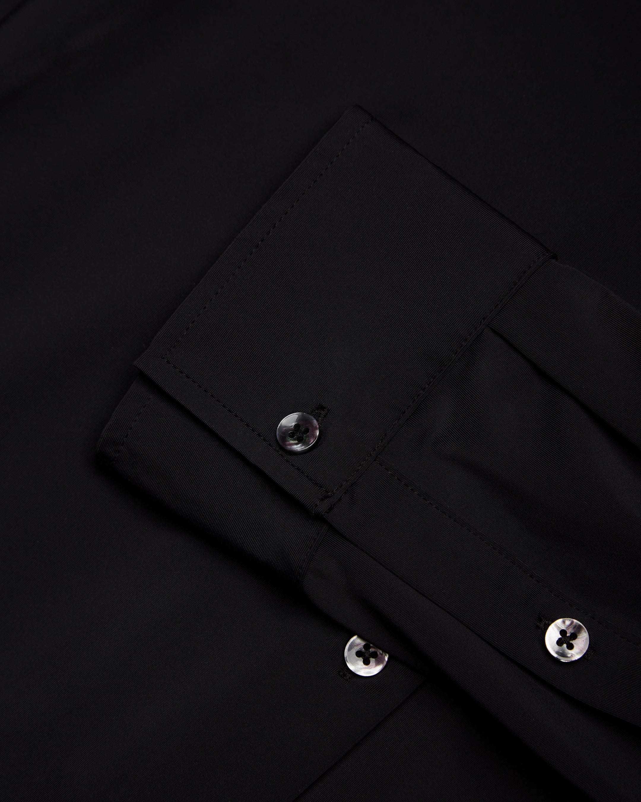 HYRON D - BLACK