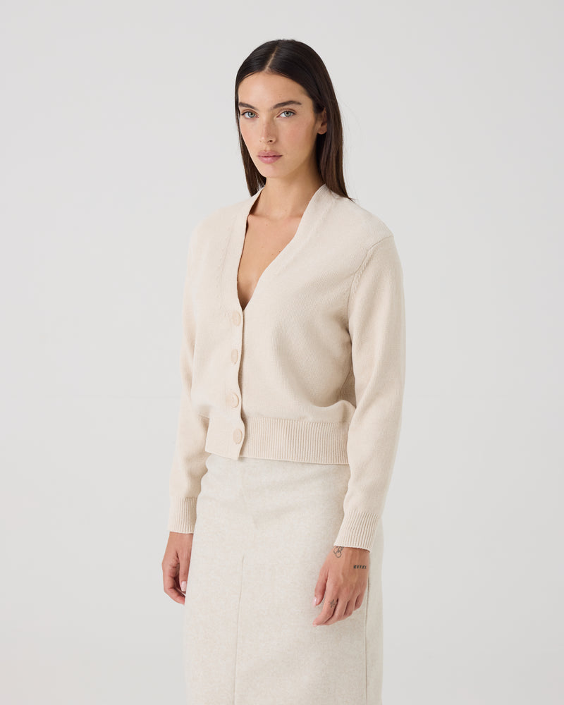 COUPLE -  CREAM